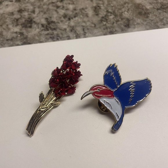 Lot Of 2 Brooch Pins Vintage - Modern Gold Tone Rose Flower Bouquet, Hummingbird - Picture 4 of 7